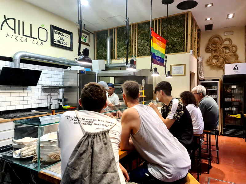 Üailló Pizza Lab Sevilla. Detapasconchencho