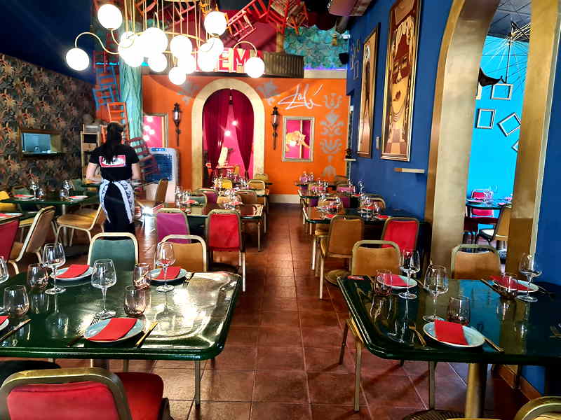 Restaurante Dalí Cinema. Detapasconchencho