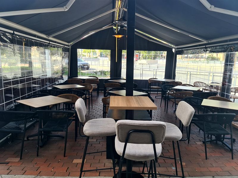 Umami Gastrobar & Brunch. Detapasconchencho
