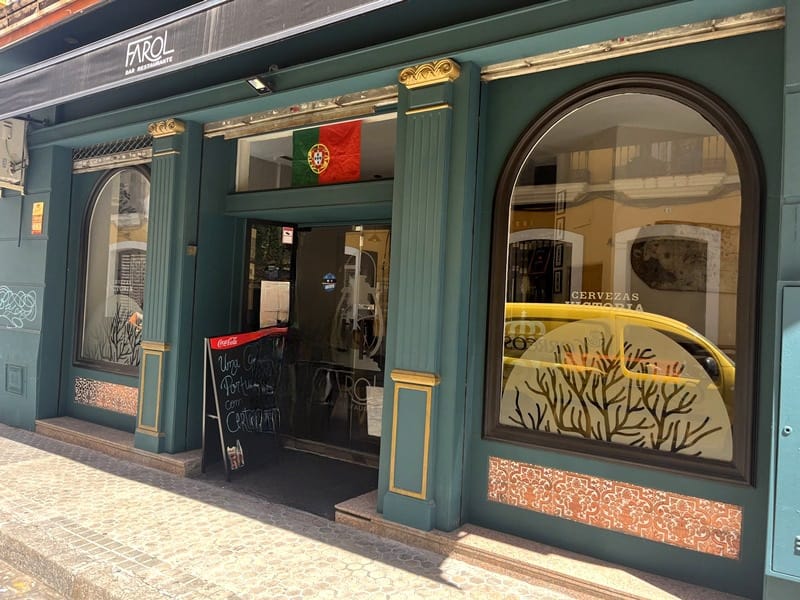 Farol Restaurante Bar. Detapasconchencho